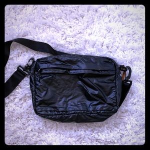 Nike Reversible Crossbody